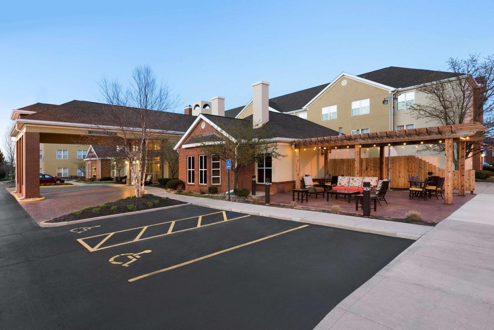 Homewood Suites By Hilton Columbus-Hilliard Extérieur photo