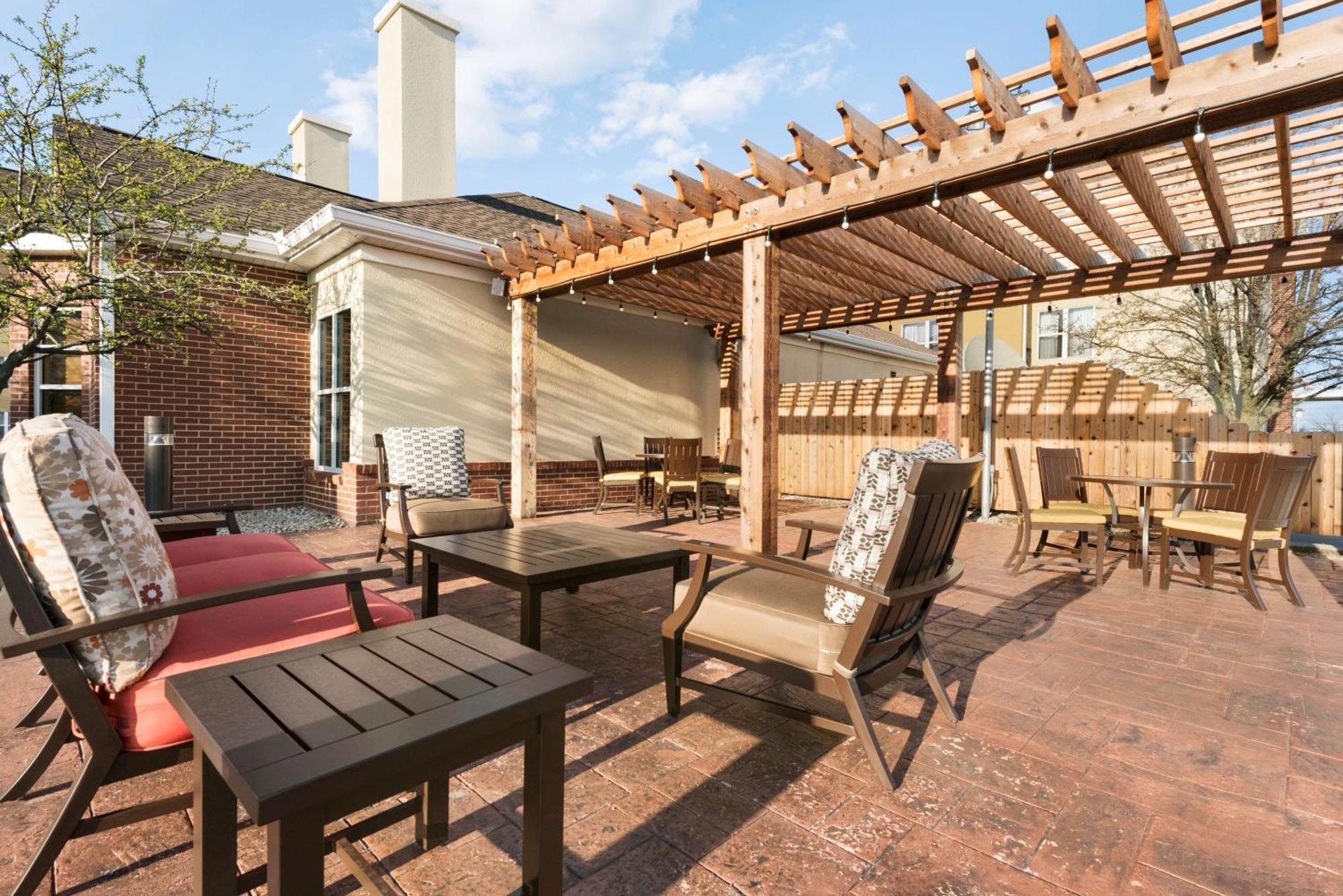 Homewood Suites By Hilton Columbus-Hilliard Extérieur photo